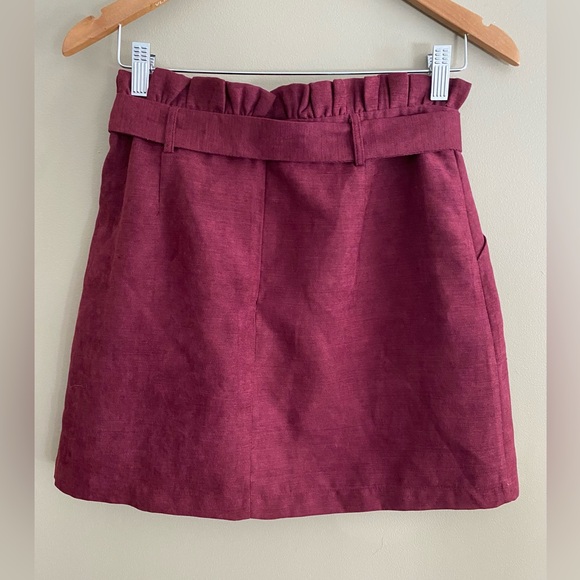 Main Strip: Maroon Skirt With Tie and Zipper - Picture 13 of 16